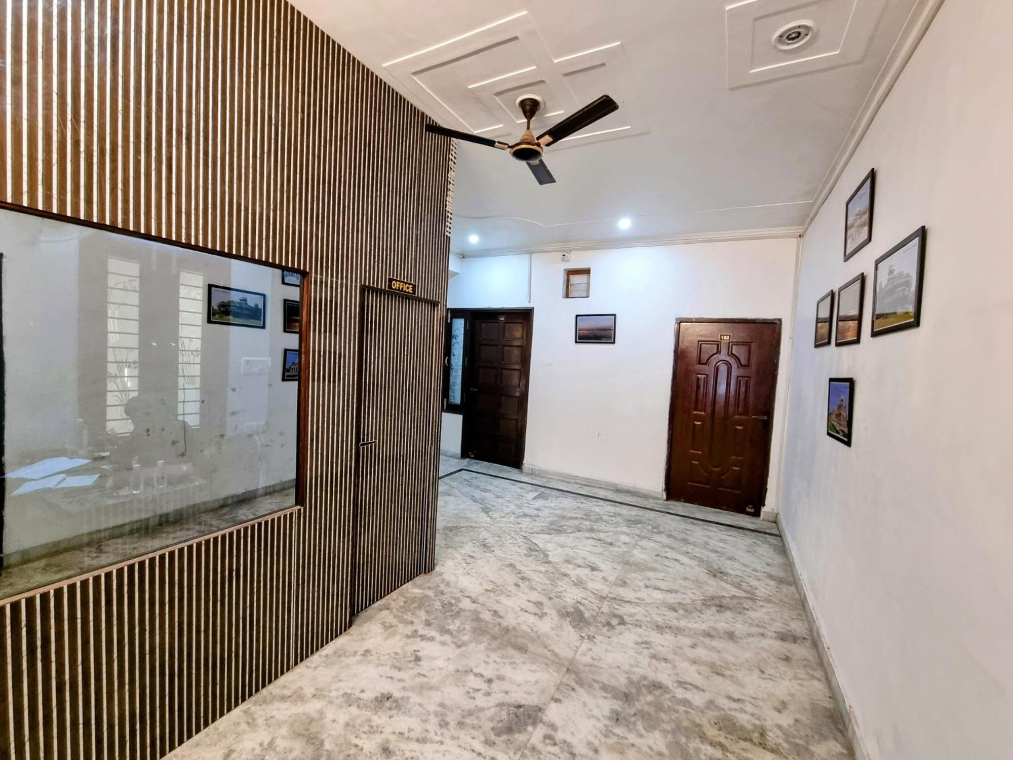 Allāhābād Junction Hotel Sangam View מראה חיצוני תמונה