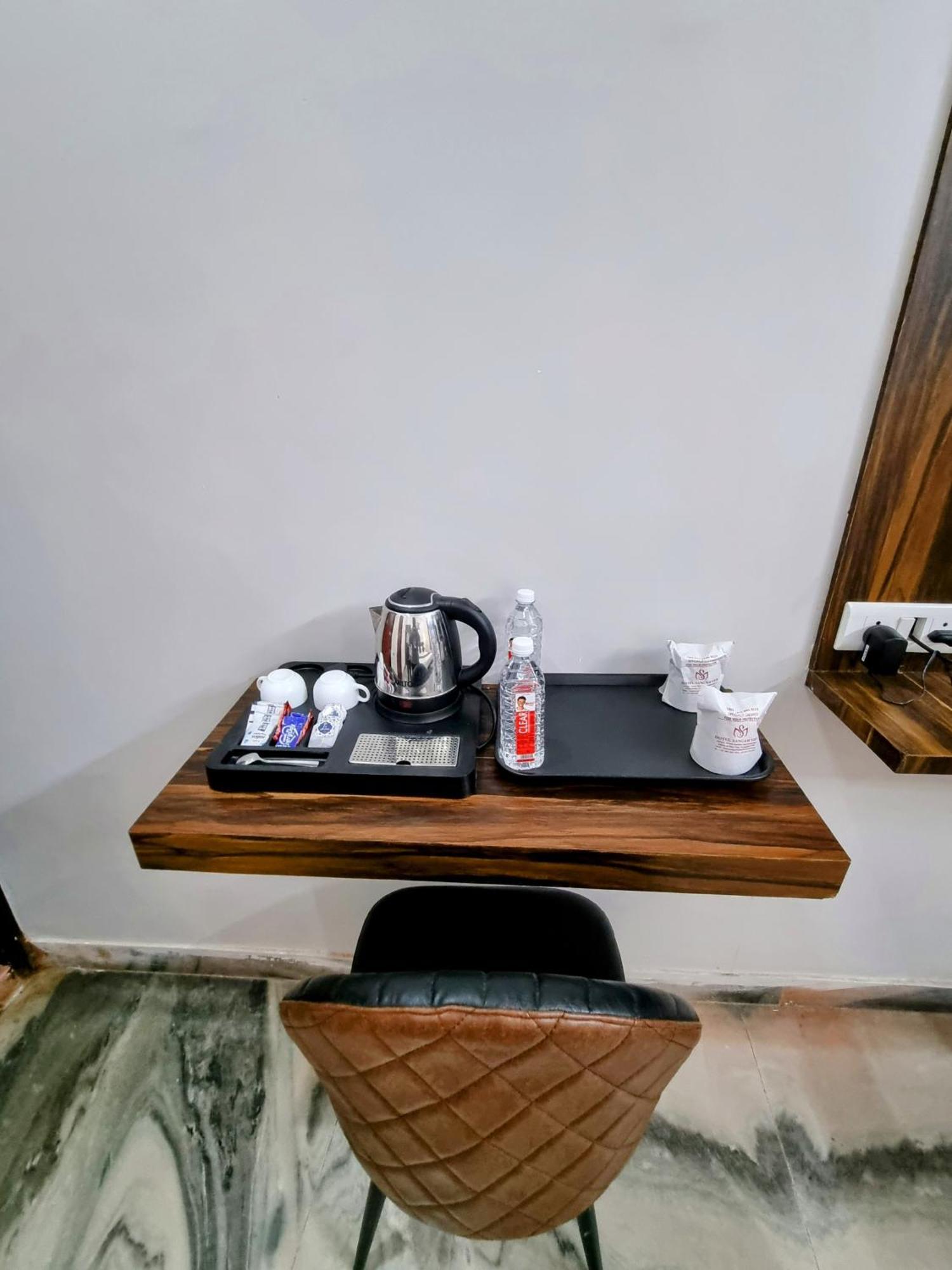 Allāhābād Junction Hotel Sangam View מראה חיצוני תמונה