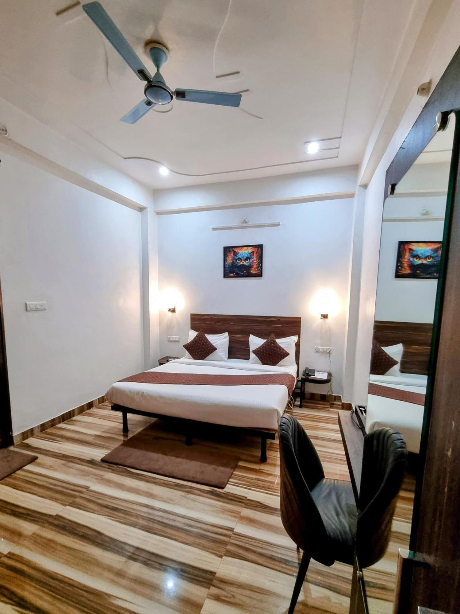 Allāhābād Junction Hotel Sangam View מראה חיצוני תמונה