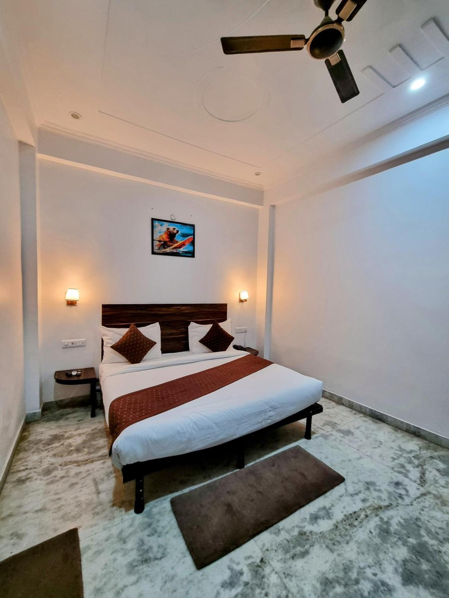Allāhābād Junction Hotel Sangam View מראה חיצוני תמונה